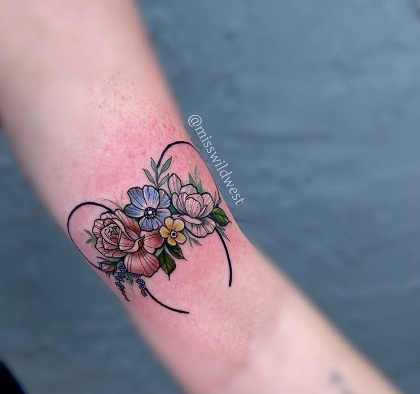Fine line tattoos | Hart & Huntington Tattoo Co. Orlando